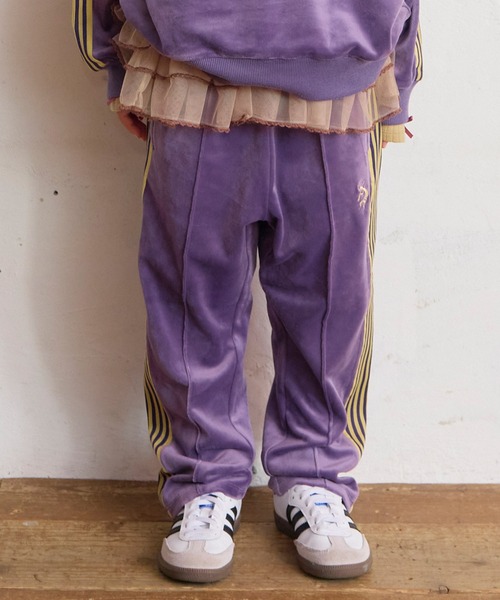 MARKEY'S（マーキーズ）の「ベロアトラックパンツ（その他パンツ・キッズ・パープル/ワインレッド/カーキ/ピンク/ブルー/マスタード/ブラック/ブラウン・130/100/120/150/90/110/140）」の6枚目の写真