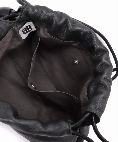 journal standard L'essage（ジャーナルスタンダードレサージュ）の「Bucket Baggage/バケットバゲージ Ball Charm Soft Mini バッグ（ショルダーバッグ・レディース・ブラウン/ブラック/ベージュ・FREE）」の9枚目の写真