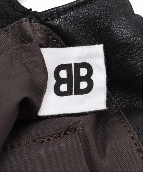 journal standard L'essage（ジャーナルスタンダードレサージュ）の「Bucket Baggage/バケットバゲージ Ball Charm Soft Mini バッグ（ショルダーバッグ・レディース・ブラウン/ブラック/ベージュ・FREE）」の12枚目の写真