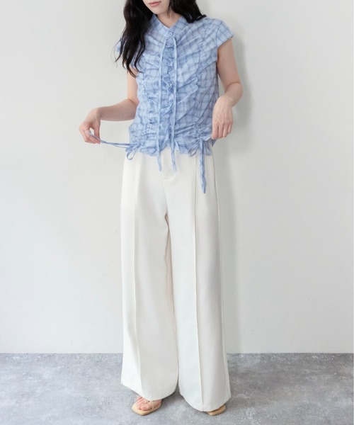 on:nue（オンニュ）の「【on:nue】[着用動画あり！] シアーチェックドロストギャザーブラウス（シャツ/ブラウス・レディース・アイボリー/ブルー・FREE）」の9枚目の写真