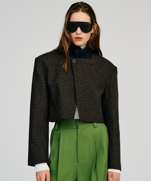 PRANK PROJECT（プランクプロジェクト）の「【2026Autumn Pre-Order】スタンドカラーテーラードショートジャケット / Stand Collar Tailored Short Jacket（テーラードジャケット・レディース・グレー/ブラウン/ブラック・FREE）」の14枚目の写真