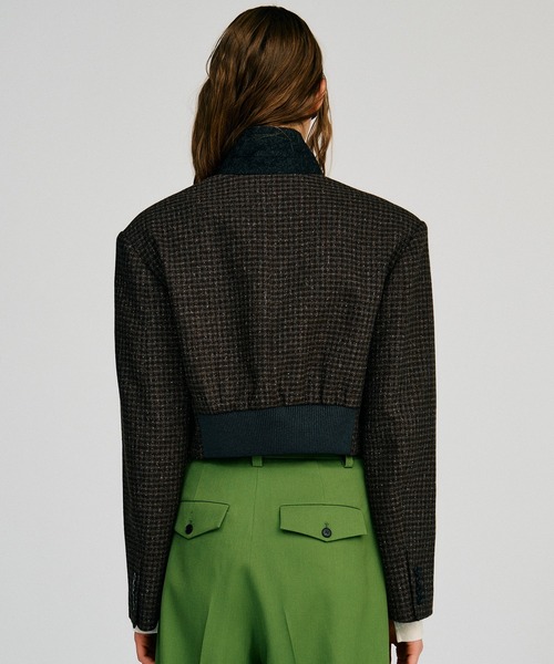 PRANK PROJECT（プランクプロジェクト）の「【2026Autumn Pre-Order】スタンドカラーテーラードショートジャケット / Stand Collar Tailored Short Jacket（テーラードジャケット・レディース・グレー/ブラウン/ブラック・FREE）」の16枚目の写真