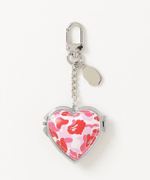 A BATHING APE(アベイシングエイプ)の「ABC CAMO HEART MIRROR MILO CHARM(キーホルダー・レディース・ピンク/グリーン・FREE)」の6枚目の写真