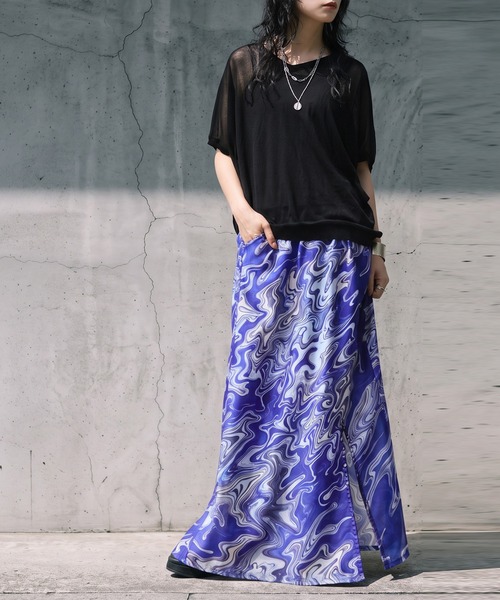 antiqua(アンティカ)の「マーブル柄 スリット ロングスカート(スカート・レディース・ブラック/ブルー・ONESIZE)」の9枚目の写真