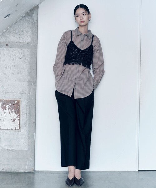 green label relaxing（グリーンレーベルリラクシング）の「＜SEASONAL COLLECTION＞2タック ワイドパンツ（スラックス・レディース・ベージュ/ブラック/ブラウン・40/38/36）」の2枚目の写真