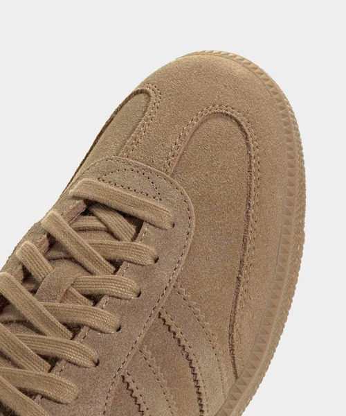 adidas(アディダス)の「サンバ OG / Samba OG Shoes / アディダスオリジナルス adidas Originals(スニーカー・メンズ・ブラウン・22.5cm/23.5cm/24.5cm/25.5cm/26.5cm/27.5cm/28.5cm/23.0cm/24.0cm/25.0cm/26.0cm/27.0cm/28.0cm/29.0cm/22.0cm)」の7枚目の写真