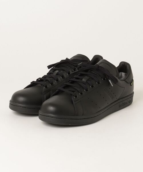 adidas Originals(アディダスオリジナルス)の「STAN SMITH GTX(スニーカー・メンズ・ブラック・26.5cm/27.5cm/28.0cm)」の1枚目の写真