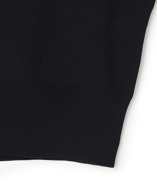 TOCCA(トッカ)の「BIG COLLAR DREAM ニット(ニット/セーター・レディース・ブラック系/アイボリー系・SMALL/MEDIUM)」の18枚目の写真