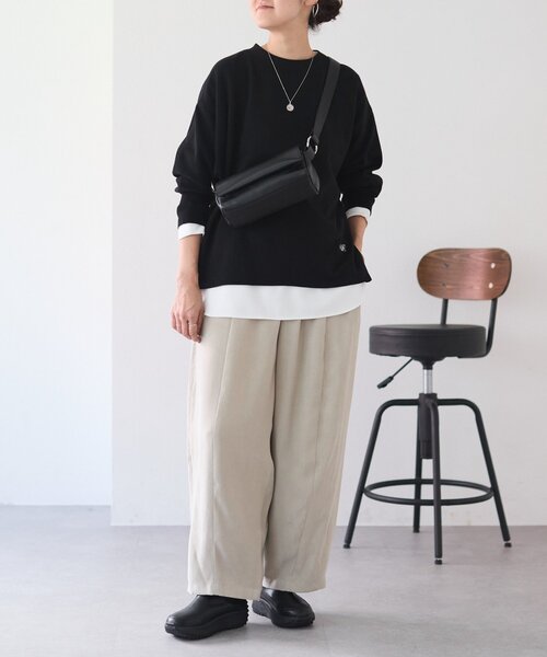 BEARDSLEY(ビアズリー)の「《8/19(水)12:00予約開始》フェイクスエードバレルパンツ(その他パンツ・レディース・グレー/キャメル・0/1/2)」の18枚目の写真