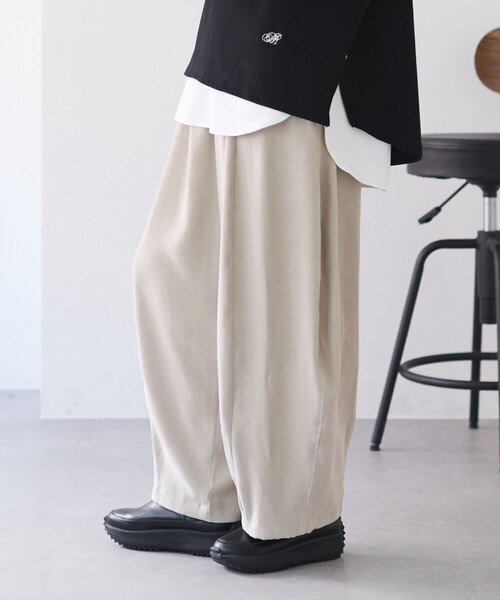 BEARDSLEY(ビアズリー)の「フェイクスエードバレルパンツ(その他パンツ・レディース・グレー/キャメル・0/1/2)」の22枚目の写真