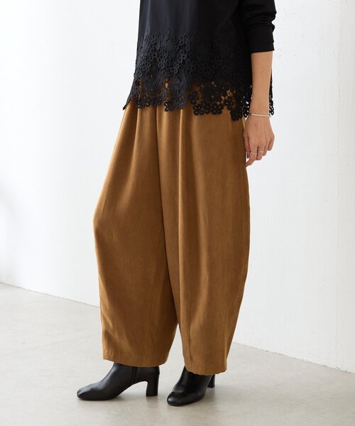 BEARDSLEY(ビアズリー)の「《8/19(水)12:00予約開始》フェイクスエードバレルパンツ(その他パンツ・レディース・グレー/キャメル・0/1/2)」の19枚目の写真