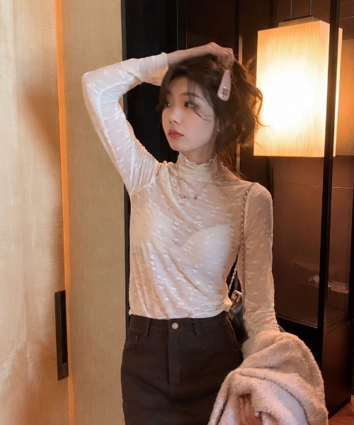 MONO8(モノハチ)の「レースレイヤード着ロングTシャツ(Tシャツ/カットソー・レディース・ホワイト系その他/オフホワイト/アイボリー/ブラック/ホワイト系その他2・M)」の16枚目の写真