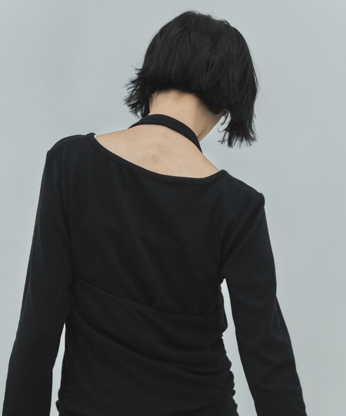 feepur(フェピュール)の「ホルターレイヤードセットロンTee(Tシャツ/カットソー・レディース・アイボリー/ブラック・MEDIUM)」の4枚目の写真