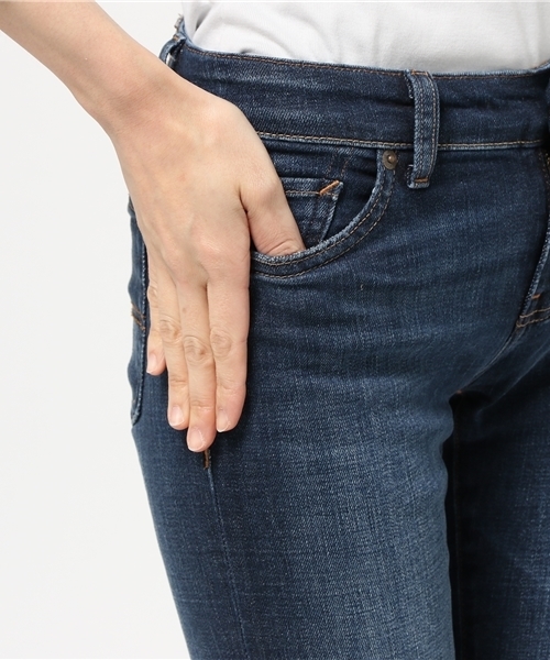 Denim & Supply Ralph Lauren（デニムアンドサプライラルフローレン）の「Frey クロップド スキニー ジーンズ（デニムパンツ・レディース・ブルー・24/28/25/27/26/29）」の11枚目の写真