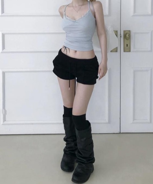 ViViDAY(ビビデー)の「サイドリボン ショートスウェットパンツ(スウェットパンツ・レディース・ブラック/グレー・M)」の15枚目の写真