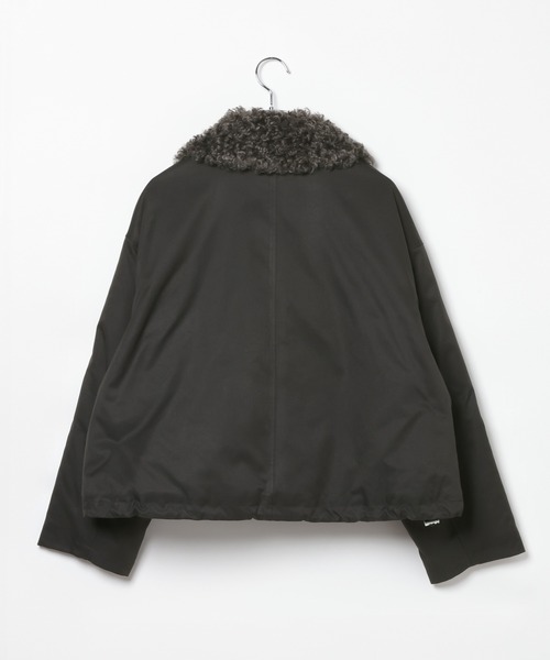 BAYFLOW(ベイフロー)の「プードルファーショートブルゾン(ブルゾン・レディース・ブラック/カーキ・SMALL/MEDIUM)」の13枚目の写真