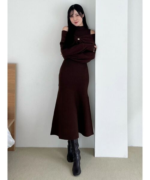 MERCURYDUO(マーキュリーデュオ)の「リボンデザインカーデセットニットワンピース(ワンピース・レディース・ライトブルー/ブラウン/アイボリー・FREE)」の6枚目の写真
