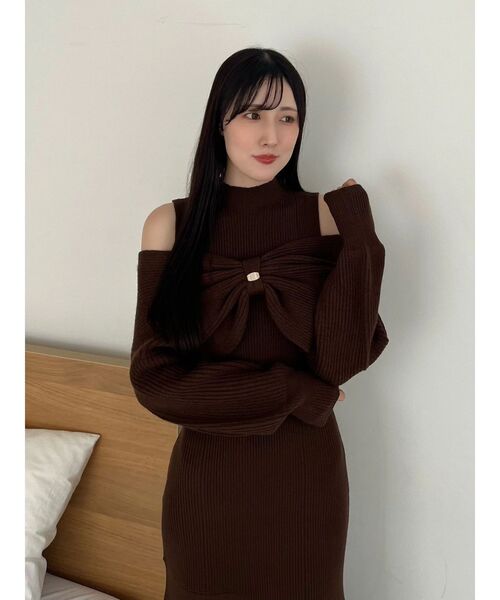 MERCURYDUO(マーキュリーデュオ)の「リボンデザインカーデセットニットワンピース(ワンピース・レディース・ライトブルー/ブラウン/アイボリー・FREE)」の11枚目の写真