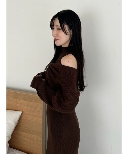 MERCURYDUO(マーキュリーデュオ)の「リボンデザインカーデセットニットワンピース(ワンピース・レディース・ライトブルー/ブラウン/アイボリー・FREE)」の12枚目の写真