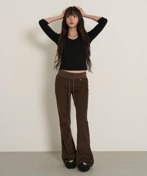 PEPLEE(ペプリー)の「バンディングコーデュロイ ブーツカットパンツ(ブラウン)(その他パンツ・レディース・その他・MEDIUM/SMALL)」の1枚目の写真
