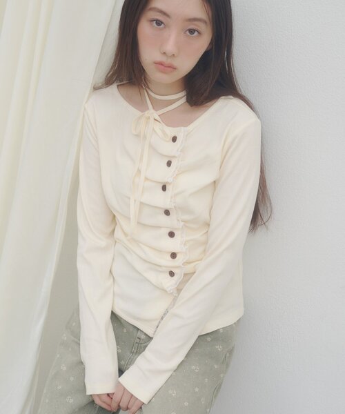 DISCOAT(ディスコート)の「【umm.】レースレイヤードドレープチョーカープルオーバー(Tシャツ/カットソー・レディース・グレー/ブラウン/ネイビー/ミント/アイボリー/ブルー・FREE)」の2枚目の写真