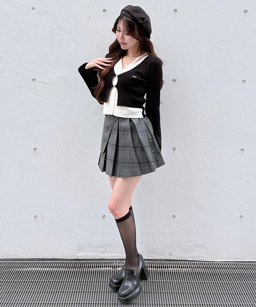 NOMAE（ノーマエ）の「フロントホックレイヤードカーデトップス（ニット/セーター・レディース・ベージュ/ブラック/グレー/ピンク・FREE）」の9枚目の写真