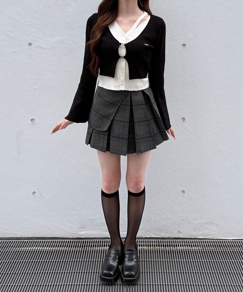 NOMAE（ノーマエ）の「フロントホックレイヤードカーデトップス（ニット/セーター・レディース・ベージュ/ブラック/グレー/ピンク・FREE）」の10枚目の写真