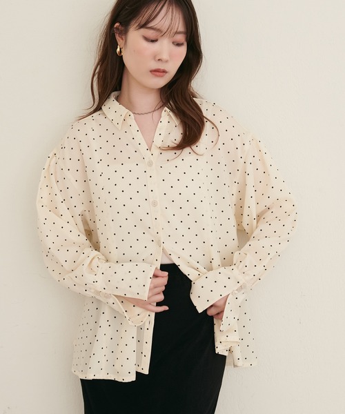 natural couture(ナチュラルクチュール)の「ペプラムスキッパーシャツ(シャツ/ブラウス・レディース・ダークブラウン/オフホワイト/モカ/ドット/ストライプ・FREE)」の20枚目の写真