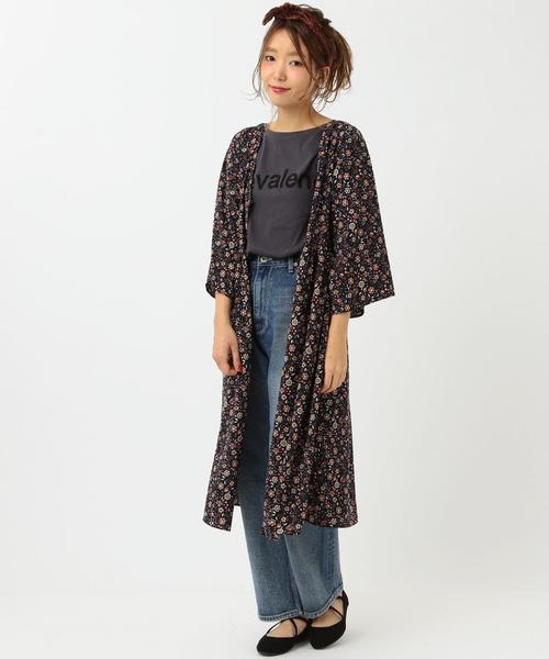 Another Edition(アナザーエディション)の「【WEB店舗限定】フラワープリントガウン/aeBFC FLOWER PRT GOWN●(カーディガン/ボレロ・レディース・オフホワイト/ネイビー・フリー)」の3枚目の写真