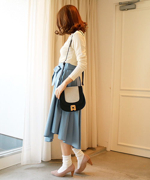 N.（N. Natural Beauty Basic）（エヌエヌナチュラルビューティーベーシック）の「【with　4月号掲載】【追加生産】イレギュラーヘムタイプライタースカート (取り外しベルト付き)（スカート・レディース・ブルー/ベージュ/ネイビー/ピンク・MEDIUM）」の5枚目の写真