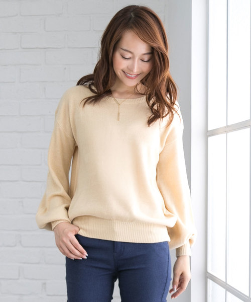 夢展望（ユメテンボウ）の「バルーン袖ニットトップス（ニット/セーター・レディース・ライトベージュ/サックスブルー/ボルドー/ライトホワイト/スモークピンク/ライトブラック/ピンク/ネイビー/チェリーピンク/ラベンダー/パープル系その他/テラコッタ・MEDIUM/LARGE）」の5枚目の写真