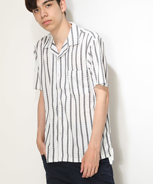 ZIP FIVE(ジップファイブ)の「【ZIP FIVE】半袖オープンカラーシャツ【開襟シャツ】 リラックスシャツ / オーバーサイズ ワイド ビッグ(シャツ/ブラウス・メンズ・ホワイト/ブラック/ベージュ/パープル/ブラック系その他/ブラウン系その他/イエロー系その他/ホワイト系その他/ブルー系その他/ベージュ系その他/ネイビー/ブラック系その他2/ホワイト系その他2/レッド系その他/ベージュ系その他2/ピンク系その他/ブラック系その他3/スモークピンク/グレイッシュブルー/ワイン/ターコイズブルー/グリーン系その他/ブラック系その他4/ブラック系その他5/ブラウン系その他2/ブラウン系その他3/ベージュ系その他3/ベージュ系その他4/イエロー系その他2/ブラウン系その他4/ベージュ系その他5/ブラウン系その他5/レッド系/ブラック系1/モカ/テラコッタ/ホワイト系/ブラック系・SMALL/MEDIUM/LARGE/X-LARGE)」の4枚目の写真