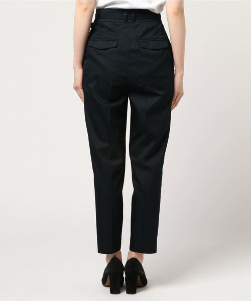 human woman（ヒューマンウーマン）の「超長綿ツイルテーパードパンツ（その他パンツ・レディース・ベージュ/ネイビー・LARGE/MEDIUM/SMALL）」の4枚目の写真
