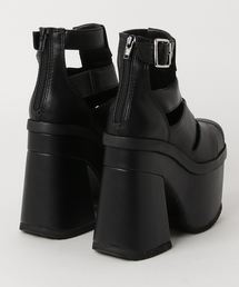 Jeffrey Campbell（ジェフリーキャンベル）の「カッティング厚底