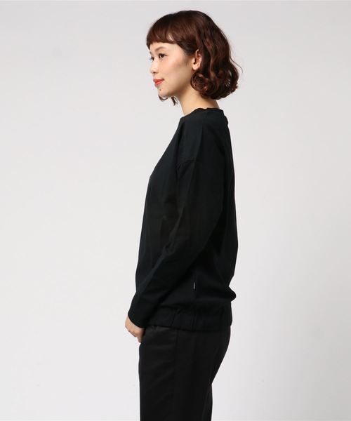 AIGLE(エーグル)の「裾ゴムロングスリーブTシャツ(Tシャツ/カットソー・レディース・ブラック/オフホワイト/ピンク・MEDIUM/LARGE)」の4枚目の写真