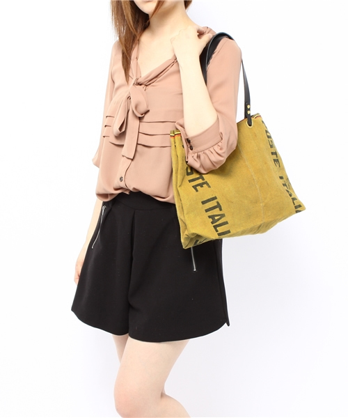 alcali（アルカリ）の「DELLE COSE / バッグ（ショルダーバッグ）」 - WEAR