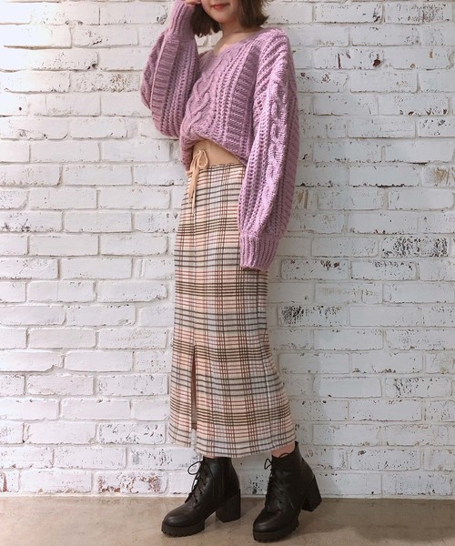 one after another NICE CLAUP（ワンアフターアナザーナイスクラップ）の「ハートキュンケーブルニット（ニット/セーター・レディース・アイボリー/ベージュ/サックスブルー/ピンク・FREE）」の12枚目の写真