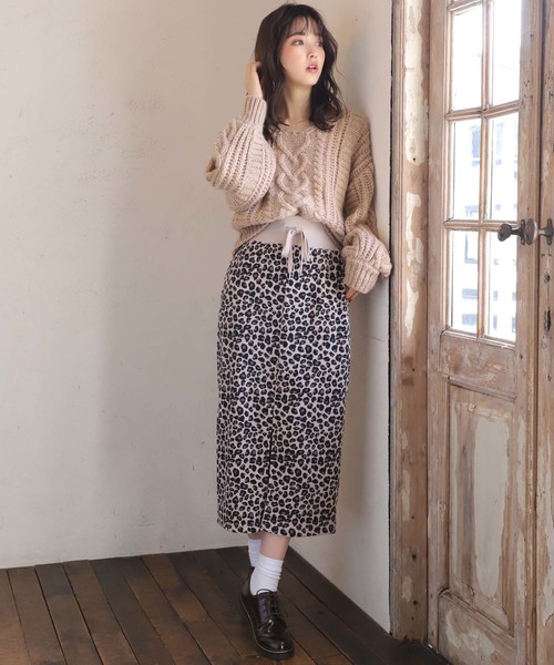 one after another NICE CLAUP（ワンアフターアナザーナイスクラップ）の「ハートキュンケーブルニット（ニット/セーター・レディース・アイボリー/ベージュ/サックスブルー/ピンク・FREE）」の19枚目の写真