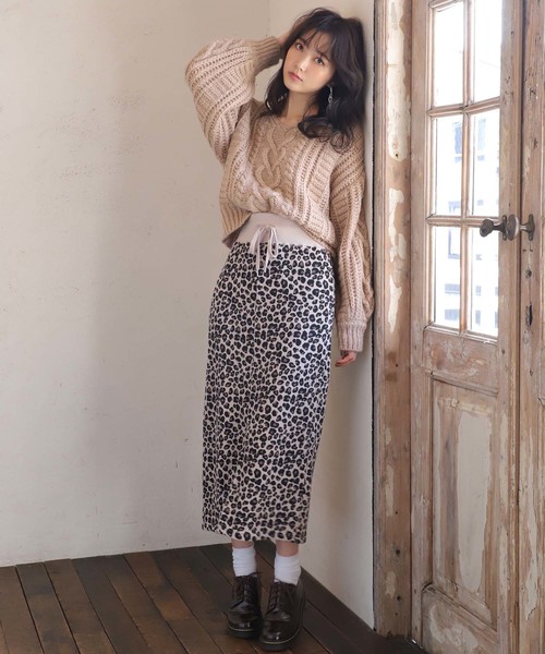 one after another NICE CLAUP（ワンアフターアナザーナイスクラップ）の「ハートキュンケーブルニット（ニット/セーター・レディース・アイボリー/ベージュ/サックスブルー/ピンク・FREE）」の20枚目の写真