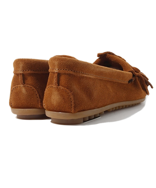 Minnetonka（ミネトンカ）の「【MINNETONKA】KILTY SUEDE MOC（モカシン/デッキシューズ・レディース・ベージュ/ブラック/ネイビー/ブラウン/グレー・24.5cm/23.5cm/22.5cm）」の8枚目の写真