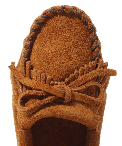 Minnetonka（ミネトンカ）の「【MINNETONKA】KILTY SUEDE MOC（モカシン/デッキシューズ・レディース・ベージュ/ブラック/ネイビー/ブラウン/グレー・24.5cm/23.5cm/22.5cm）」の9枚目の写真