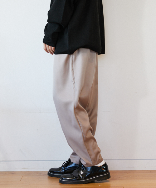 kutir(クティール)の「2タックワイドテーパード(その他パンツ・メンズ・ブラック/チャコールグレー/ライトベージュ・MEDIUM/LARGE/SMALL)」の18枚目の写真