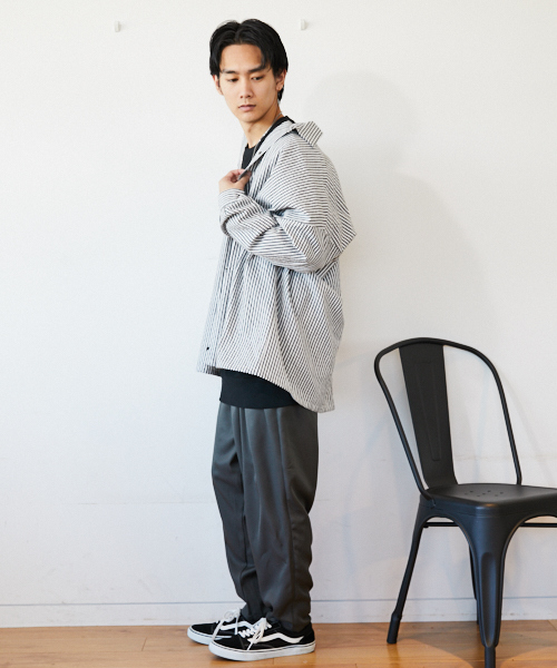 kutir(クティール)の「2タックワイドテーパード(その他パンツ・メンズ・ブラック/チャコールグレー/ライトベージュ・MEDIUM/LARGE/SMALL)」の21枚目の写真