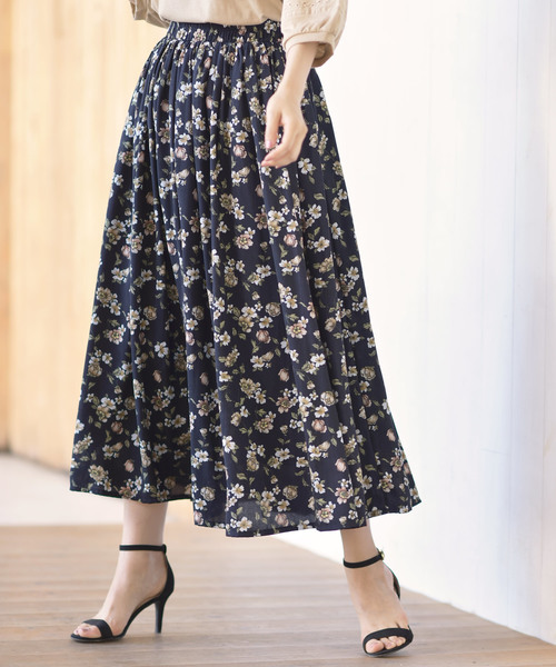 rps（アールピーエス）の「プリントロングスカート（スカート・レディース・グレー/ベージュ/ブラウン/ブルー/ブルー系その他2/ネイビー/オレンジ・M）」の4枚目の写真