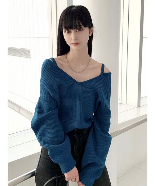 EMODA（エモダ）の「2WAYストラップレディニット（ニット/セーター・レディース・ブラック/ベージュ/ブラウン/オレンジ/ブルー・FREE）」の4枚目の写真