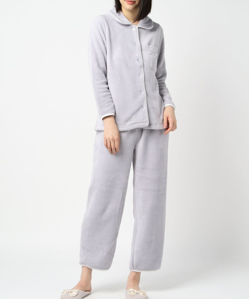 blooming FLORA（ブルーミングフローラ）の「ぽかぽか パウダーフリース  開襟トップス＋ロングパンツ　セットアップ（ルームウェア/パジャマ・レディース・ネイビー/ピンク/ラベンダー/モカ・MEDIUM/LARGE）」の9枚目の写真