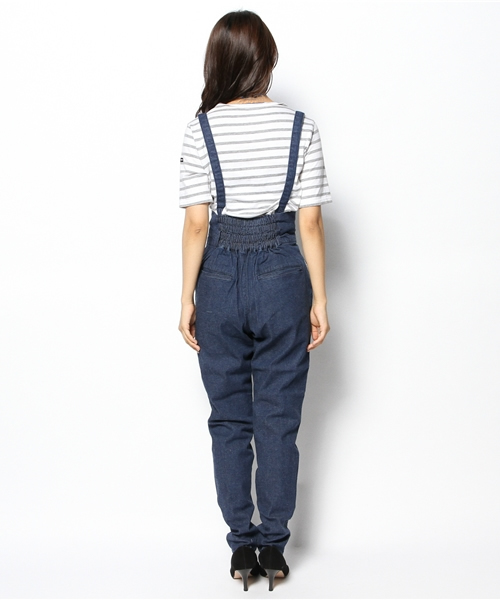 WEGO（ウィゴー）の「WEGO/サスペンダー付ハイウエストタックパンツ（デニムパンツ・レディース・インディゴブルー/ダークインディゴブルー・FREE）」の6枚目の写真