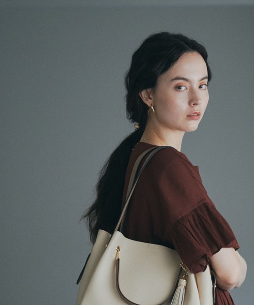 SMELLY（スメリー）の「ネジリフープピアス（ピアス（両耳用）・レディース・ゴールド・-）」の14枚目の写真