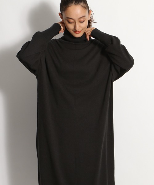 niko and（ニコアンド）の「カシミア混タートルマキシワンピース
