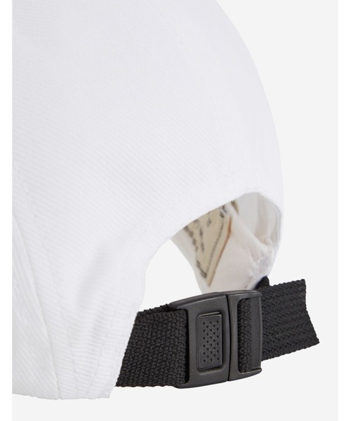 Maison Kitsune（メゾンキツネ）の「CAP 6P LARGE FOX HEAD EMBROIDERY（キャップ・メンズ・ネイビー/ホワイト・U）」の3枚目の写真